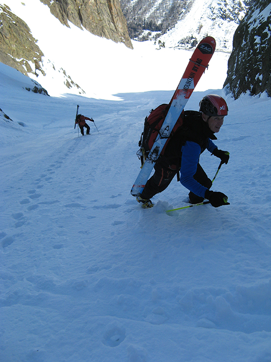 Mes skis Z préférés au repos sur le sac Photo ©Christian Hug